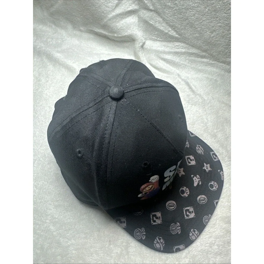 Super Mario Nintendo 2023 Youth Size OSFM Adjustable Cap Hat